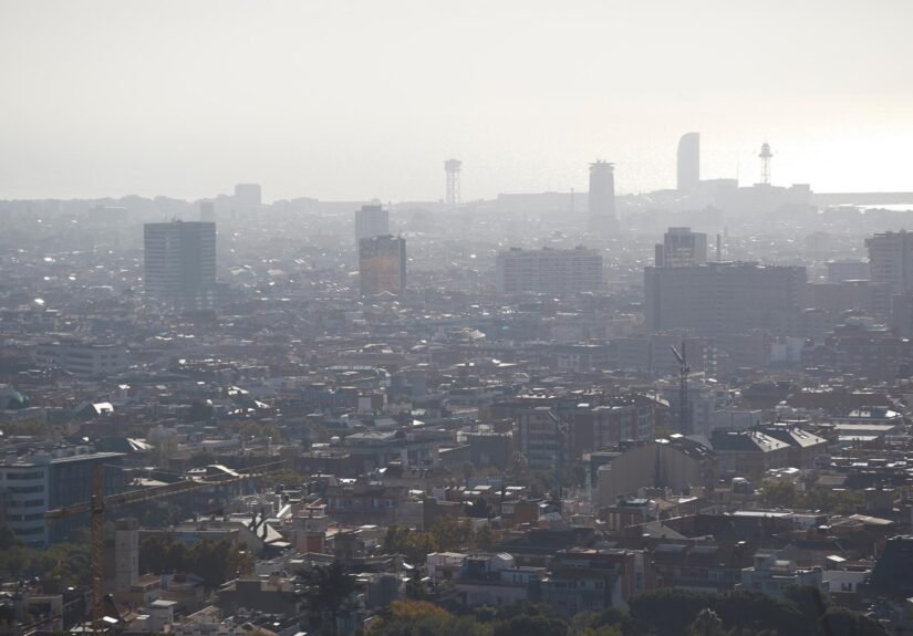 Exposición a contaminación conlleva un aumento de grasa corporal, revela estudio